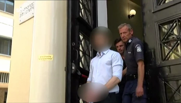 Πατροκτόνος Ζακύνθου: Σκευωρία καταγγέλλει ο θείος του Αλέξη – «Δεν ήταν βίαιος ο αδελφός μου – Είχε πολλά λεφτά και λίρες» (βίντεο)